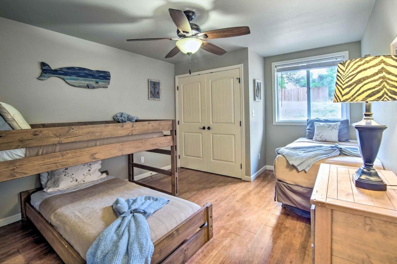Coos Bay Retreat Less Than 2 Mi To Marina And Casino! Eksteriør billede